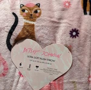 Betsey Johnson Fancy Cats Ultra Soft Plush Throw Siamese Cat Meow Pink 50" x 60"